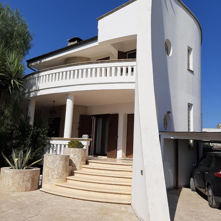 Отель Casa Giulia Tiggiano Экстерьер фото
